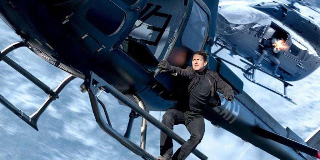 Alt="Tom Cruise hangs on in Mission Impossible 6"
