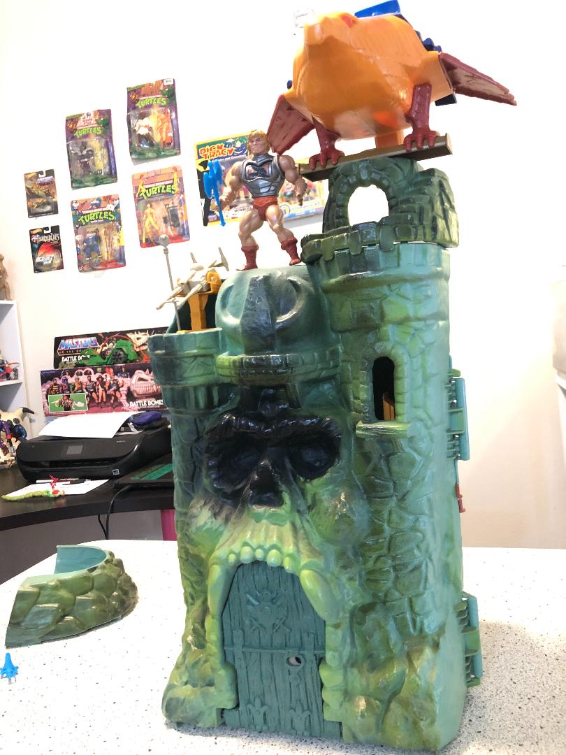 Nerdbot Classic Toy Review: He-Man's Castle Grayskull