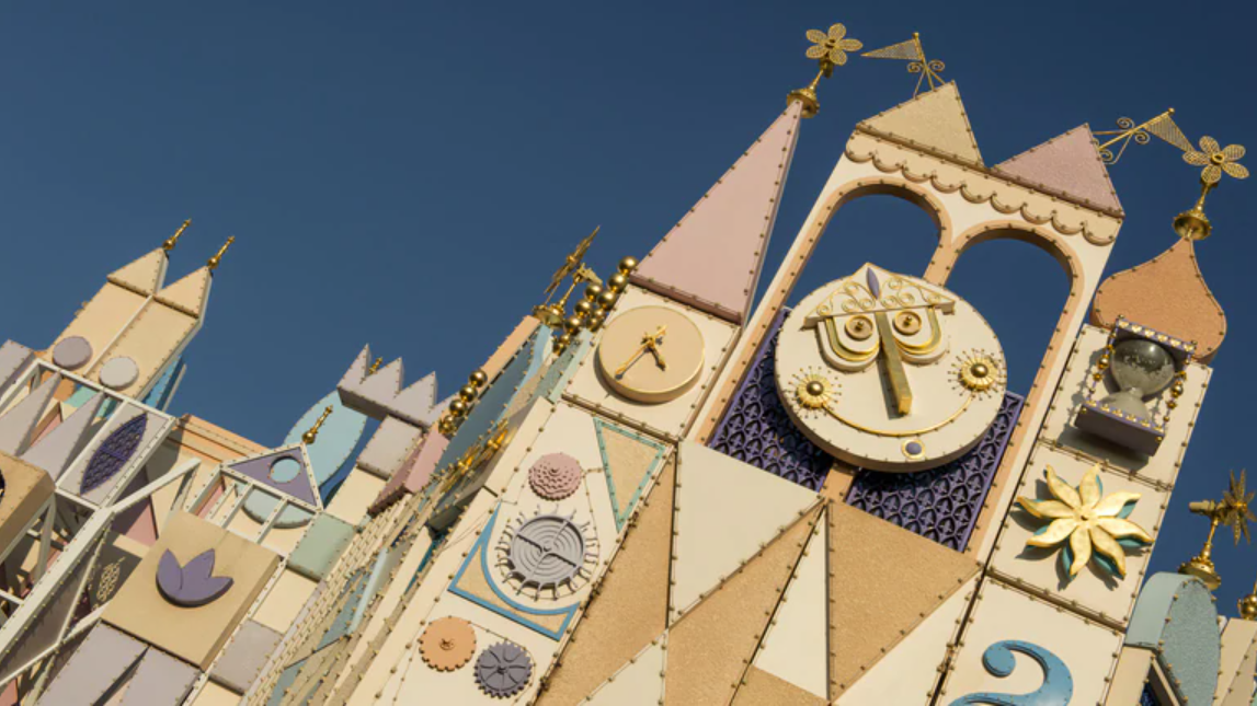 The Buzz Is Real Disney Worlds Newest Attraction Is A Must See For All Ages - hgzmvya