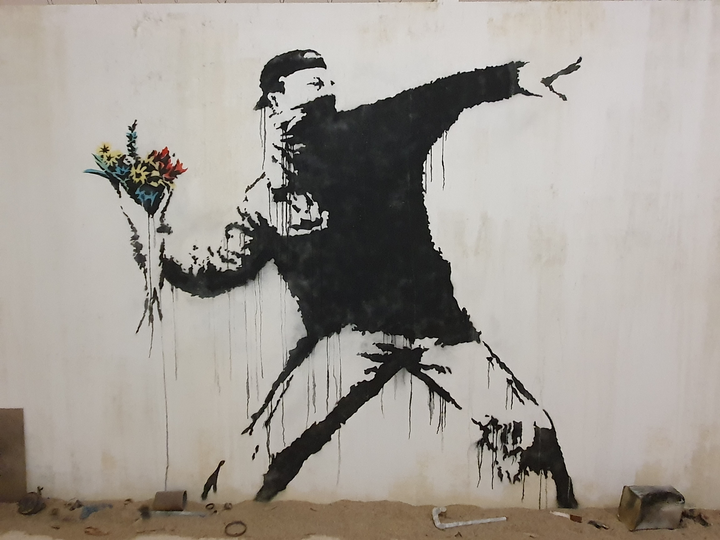 (珍しい本) BANKSY - Bäst Revolucion de Papel 珍しい本) BANKSY - Bäst Revolucion de Papel - メルカリ