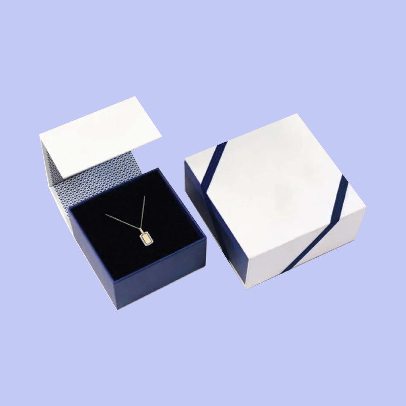 The Allure of Luxury Custom Jewelry Boxes Why, How and What?