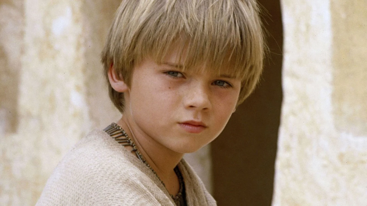 Anakin Actor Jake Lloyd’s Mom Sets Record Straight