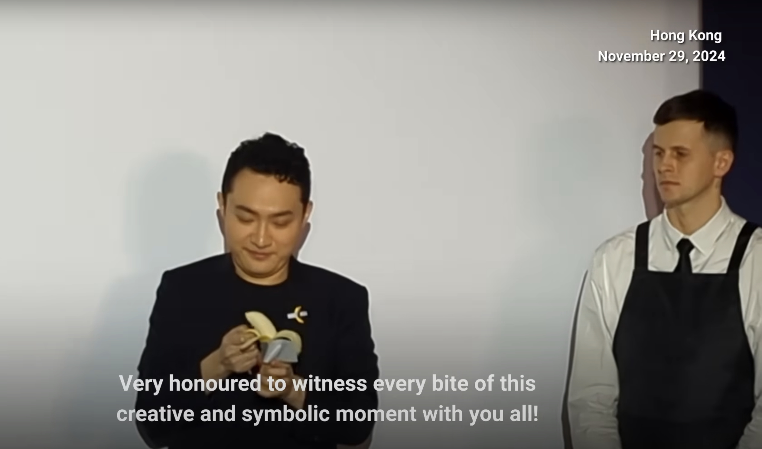 Crypto Investor Eats Duct Tape Banana he Bought for $6 Million