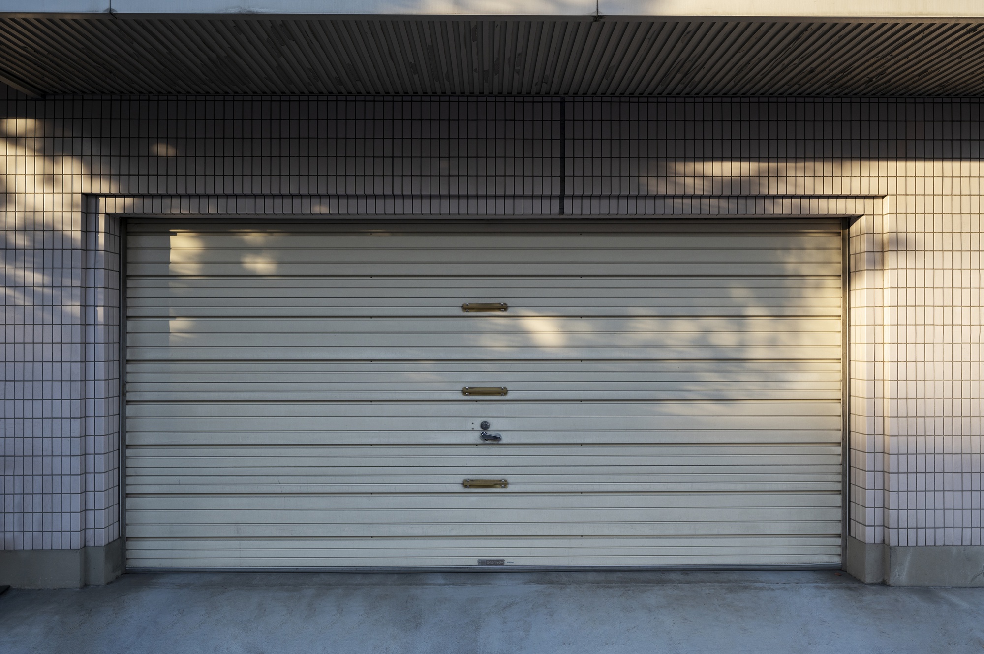 How Is a Professional Application Better than DIY Garage Floor Coatings?