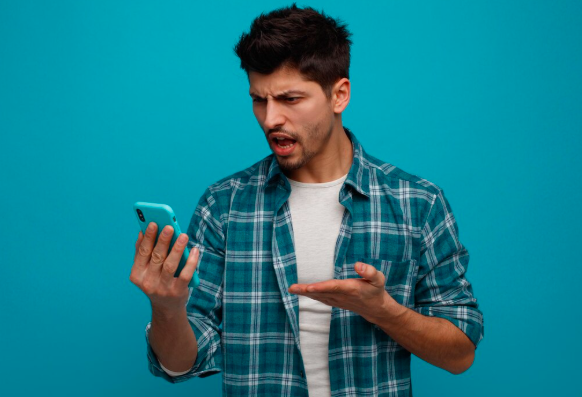 Simple Ways to Send Messages When Phones Fail