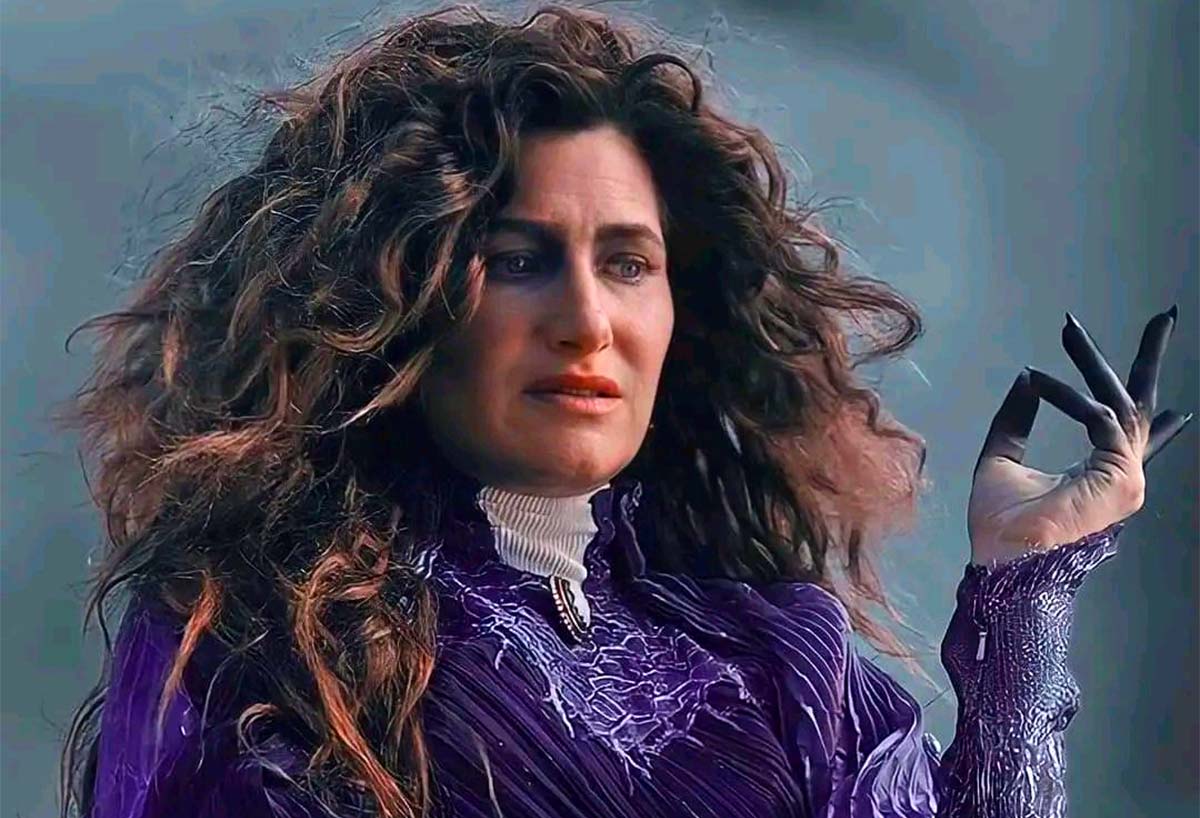 Kathryn Hahn in Talks for Live-Action Mother Gothel
